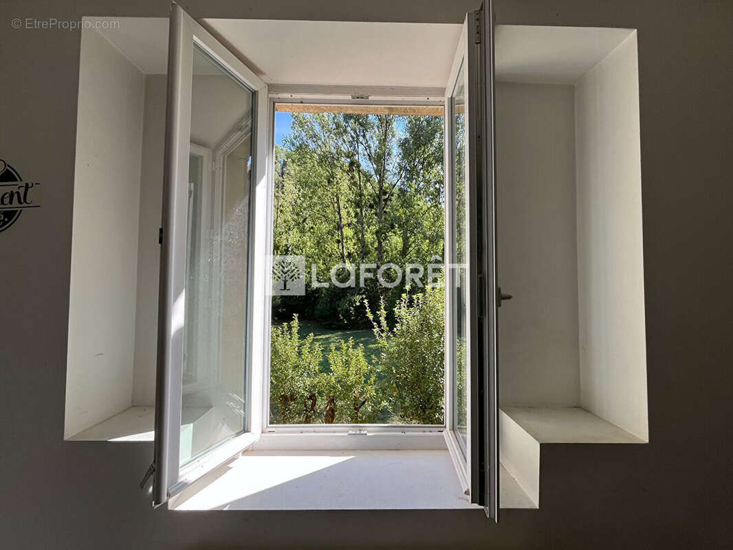 Maison à SALLES-LA-SOURCE