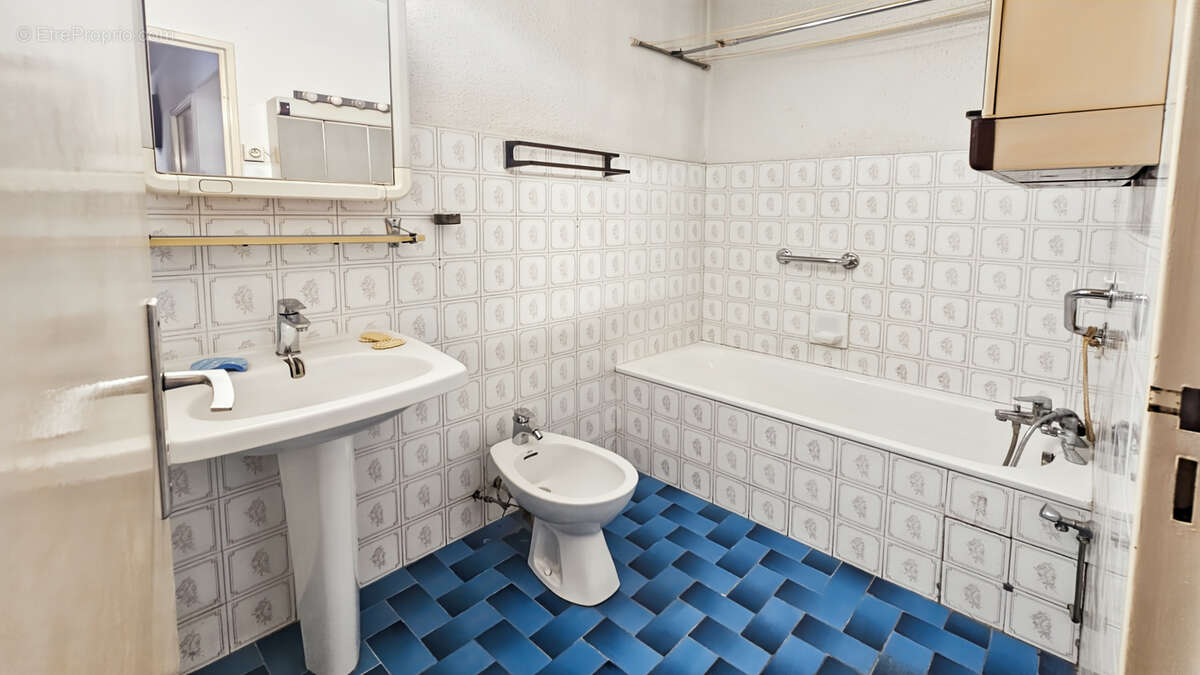 Appartement à LE CANNET