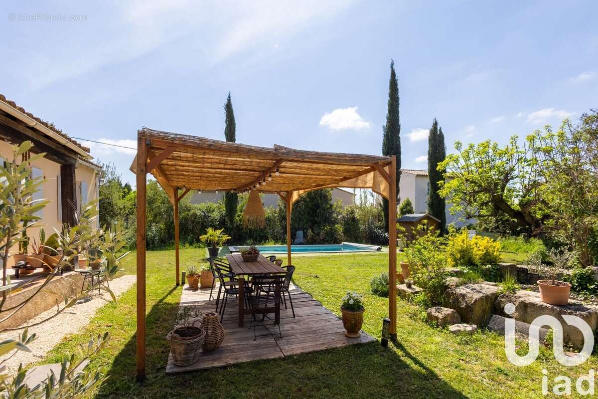 Photo 3 - Maison à FONTVIEILLE