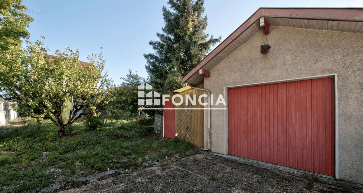 Maison à BELLEGARDE-SUR-VALSERINE