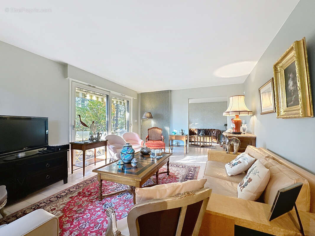 Appartement à CRAPONNE