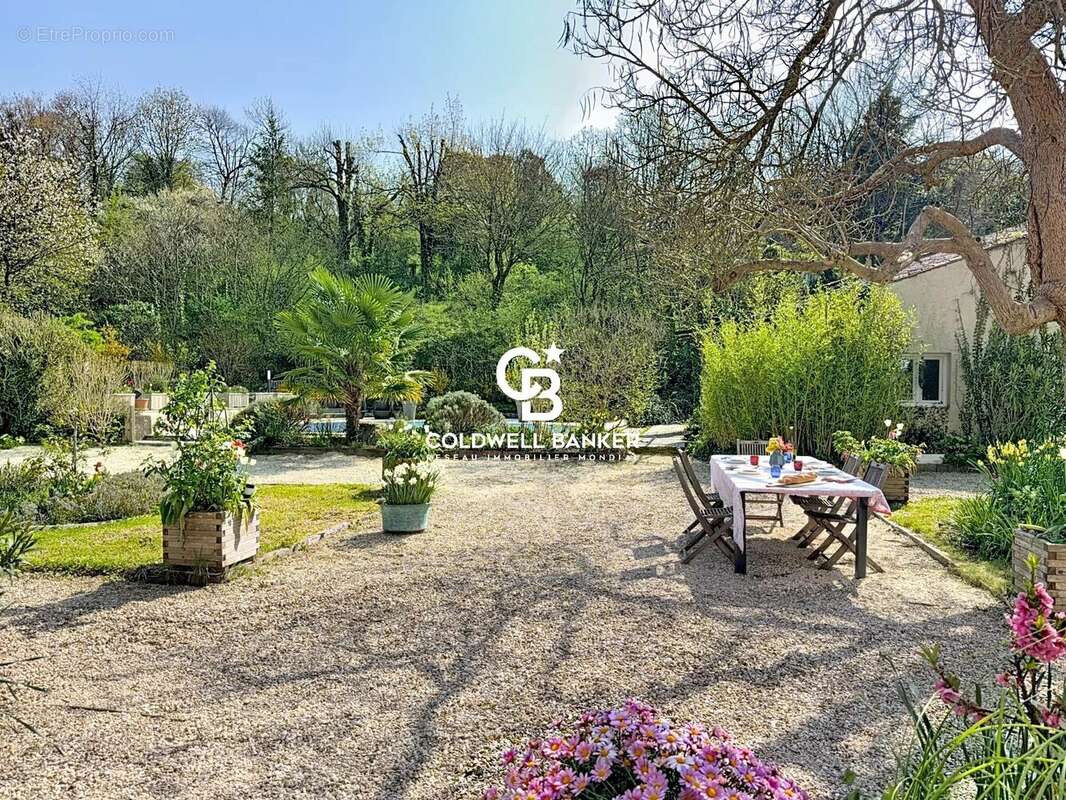 Maison à DOMPIERRE-SUR-CHARENTE