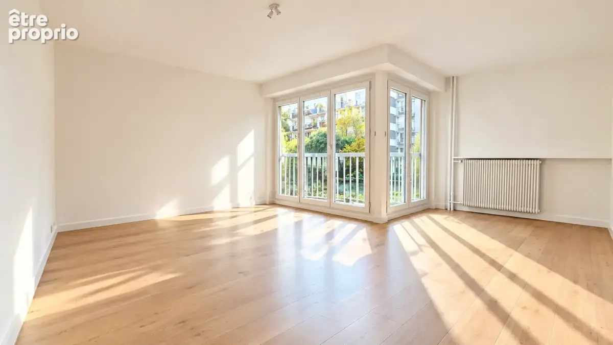 Grand studio calme (sur jardin) avec ascenseur et gardien-belle adresse - photo 1