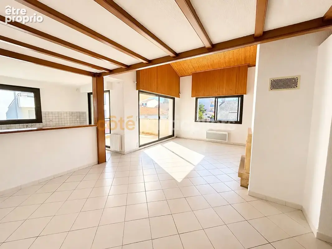 Saint-jean-de-monts -- centre-ville -- appartement t4 -- 3 chambres -- 116 m2  -- parking box ferme -- terrasse - photo 4