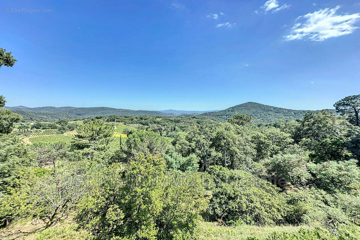 Maison à LA GARDE-FREINET