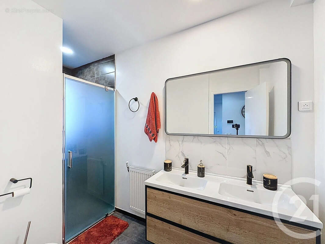 Maison à PLENEE-JUGON