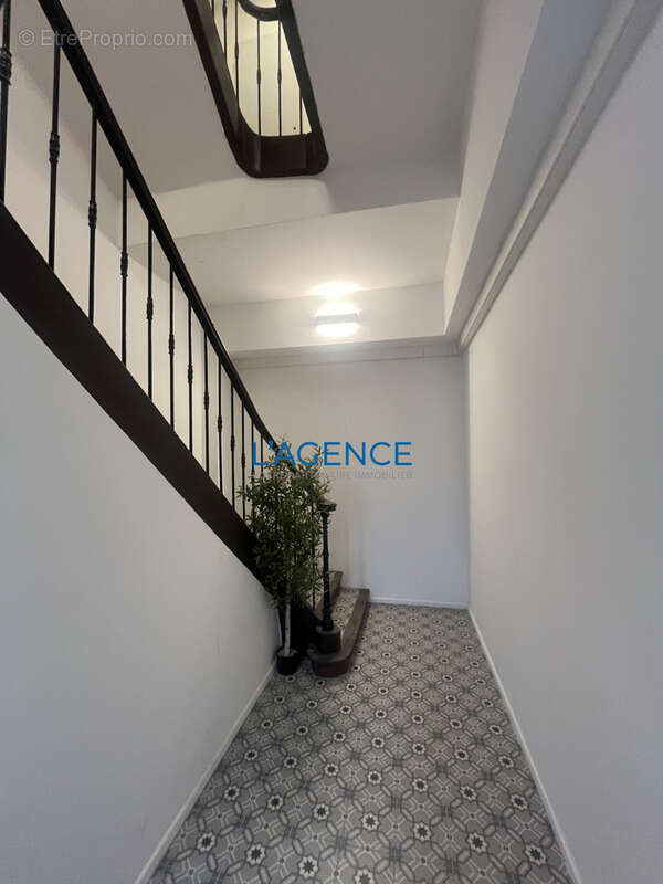 Appartement à HYERES