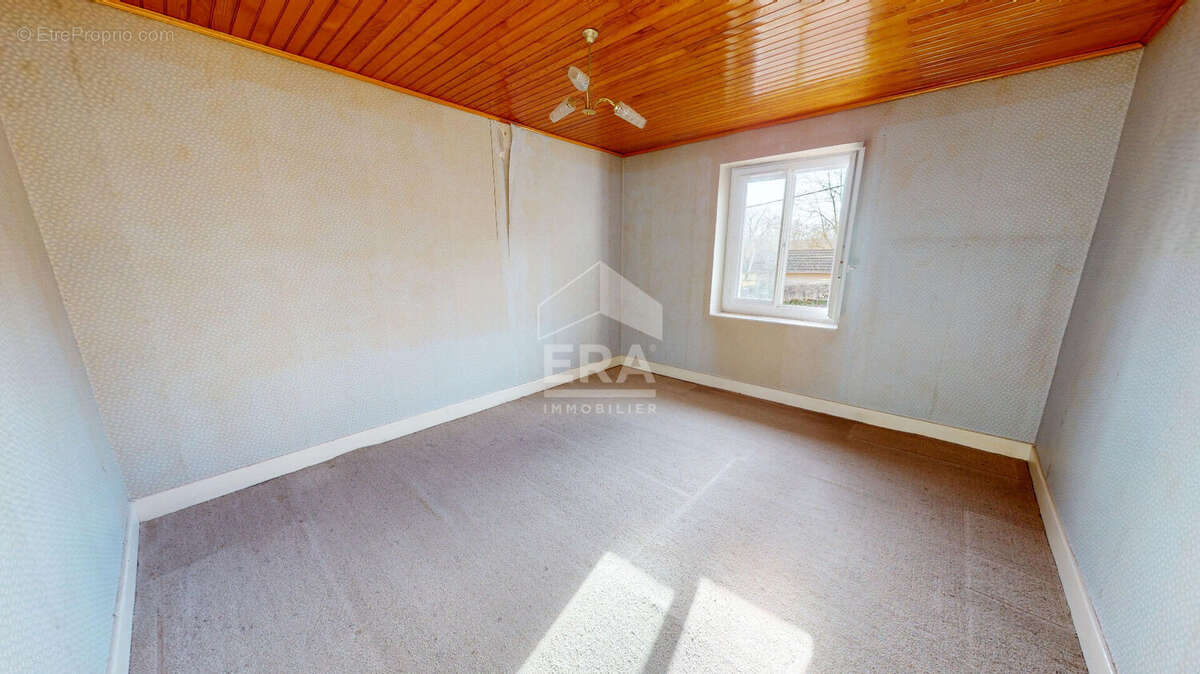 Maison à BOUVESSE-QUIRIEU