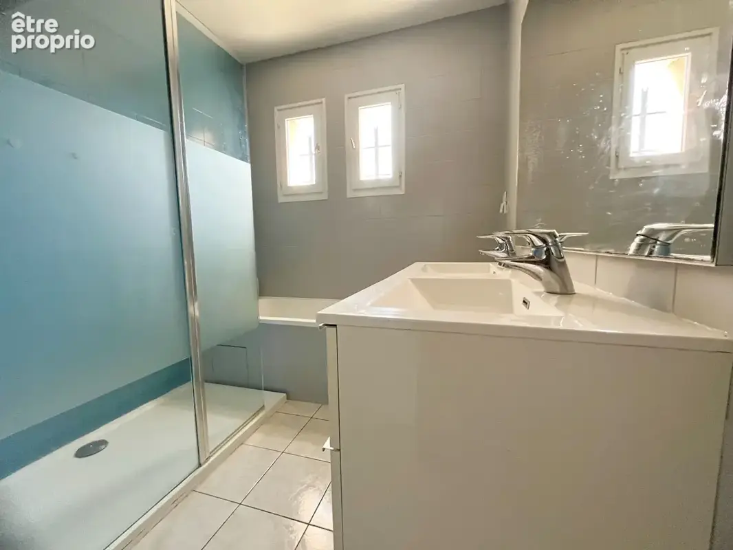 A Penne d'Agenais, magnifique maison avec jardin, piscine et double garage - photo 18