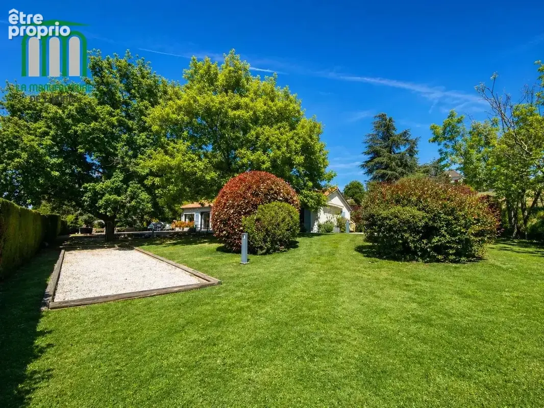 villa de 184m² avec piscine et dépendances / saint-galmier - photo 6