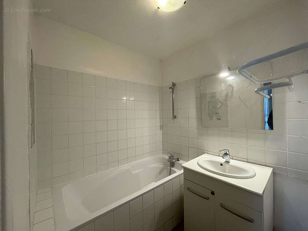 Appartement à FLEURY-LES-AUBRAIS