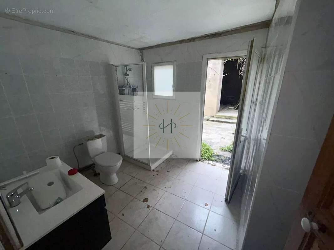 Appartement à VALREAS