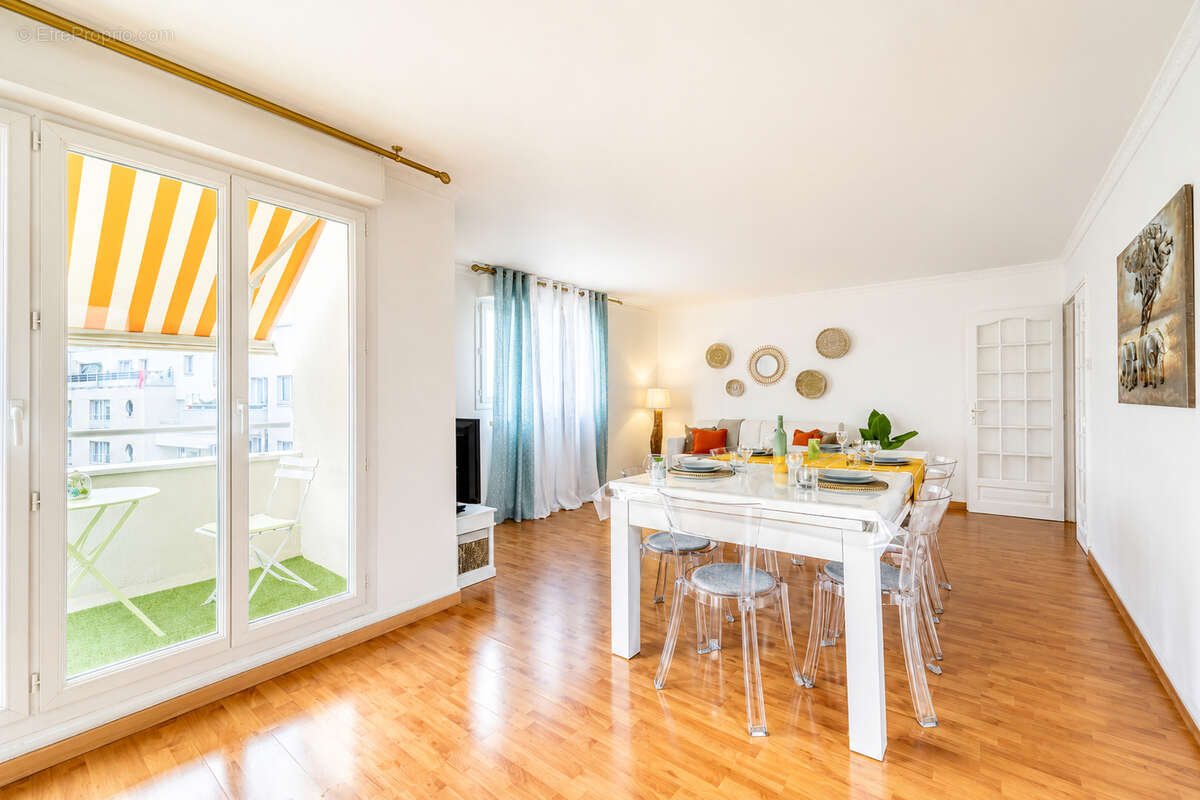 Appartement de 5 pièces de 104,60 m² - photo 2