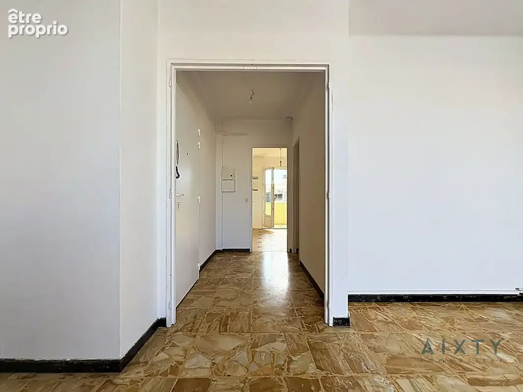 Appartement traversant 2 pièces 47 m2 dernier étage avec terrasse et balcon - photo 6
