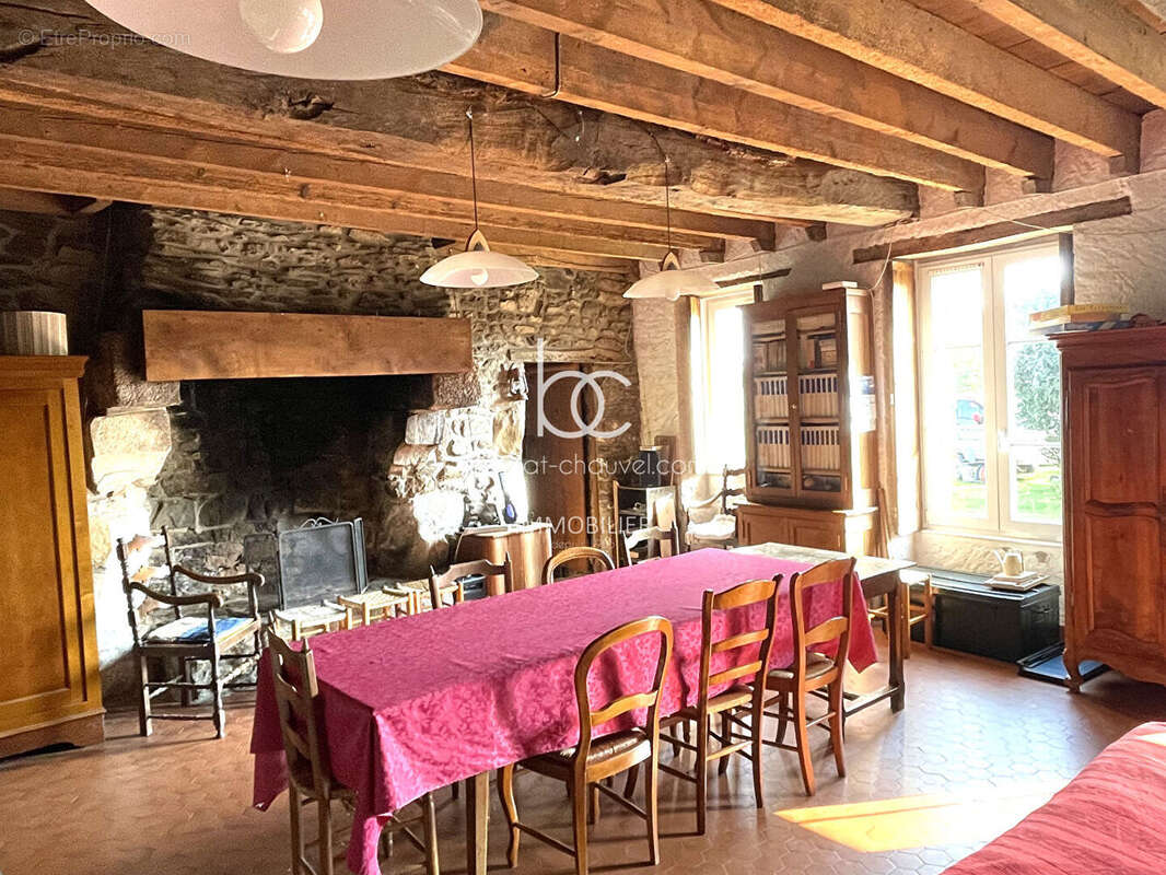 Maison à THEIX
