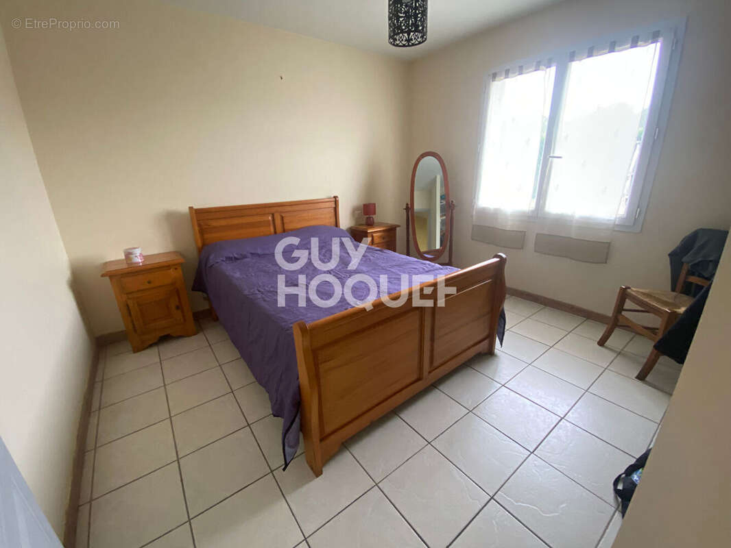 Maison à SAINTE-EULALIE-EN-BORN