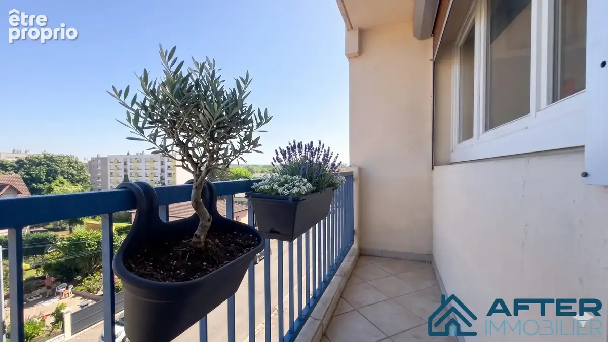 Appartement 72 m² à Luneville  - photo 7