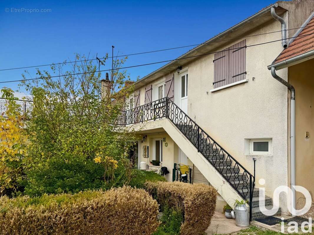 Photo 5 - Appartement à CHEVRIERES