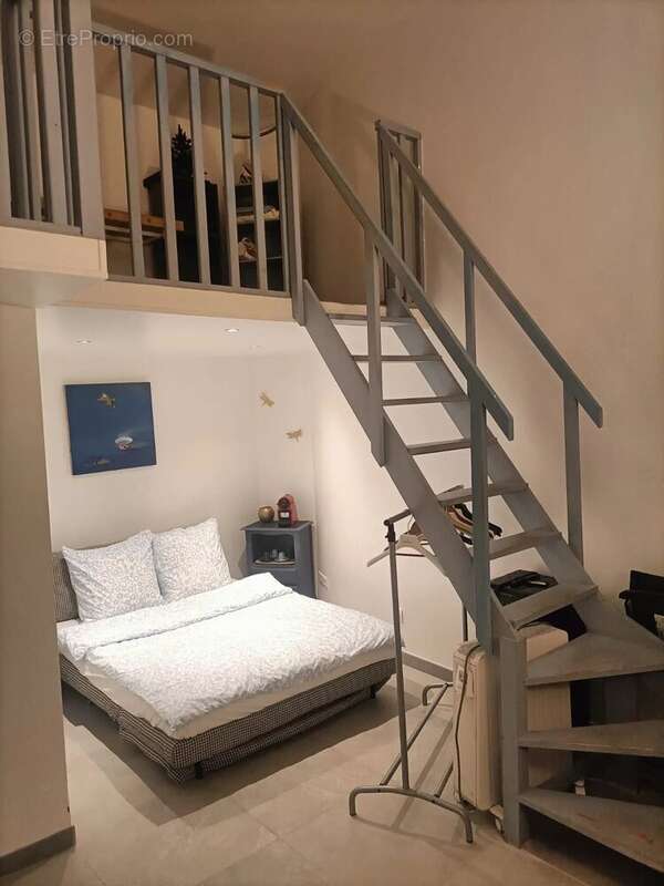 Appartement à PARIS-8E