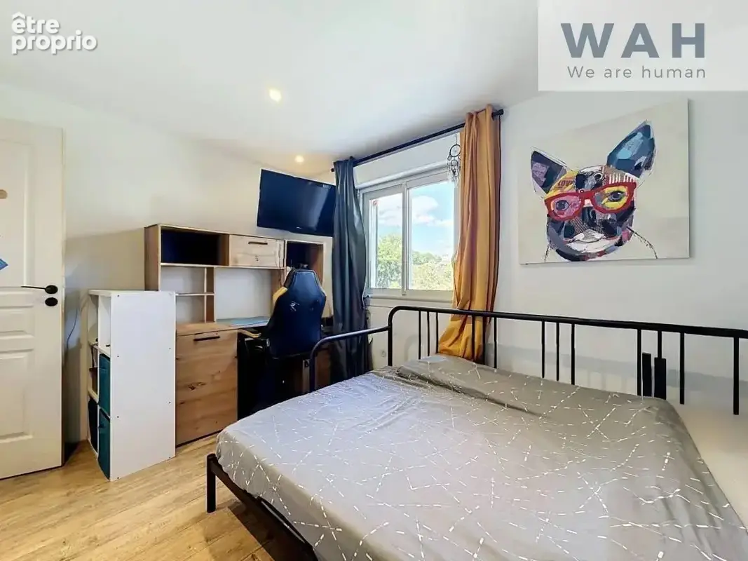 Maison 8 pièces de 219 m2 avec piscine, garage et logement i - photo 8