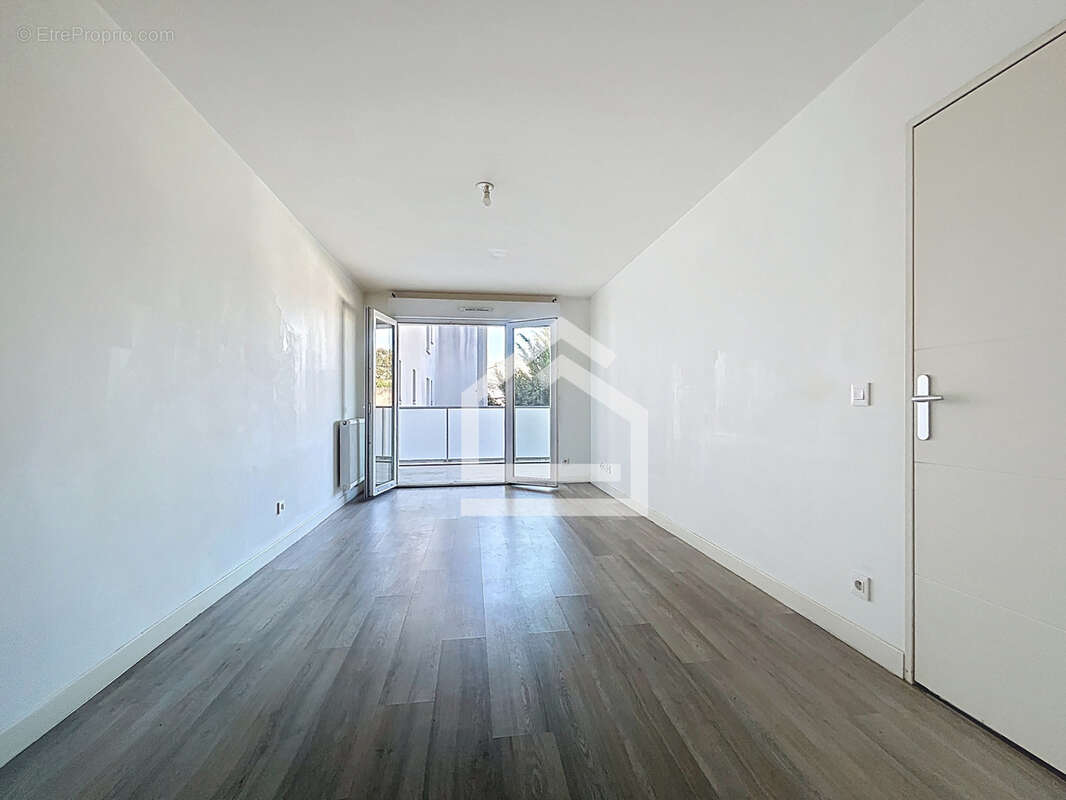 Appartement à VILLENAVE-D'ORNON