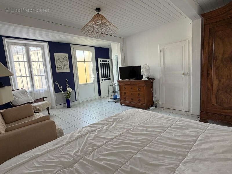 Maison à SAINT-MICHEL-EN-L'HERM