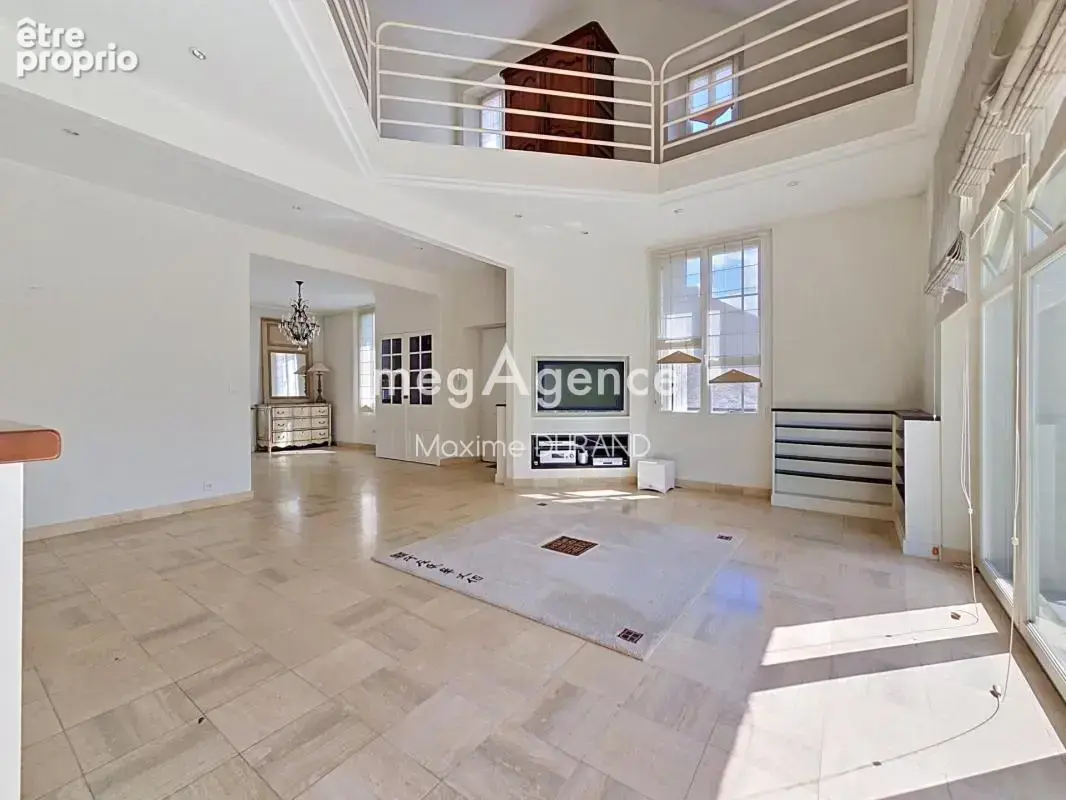 Maison 200 m²- Quartier Répuplique - photo 2