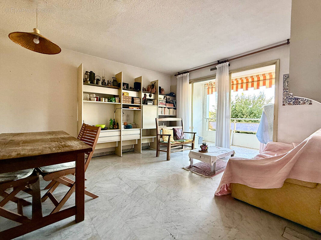Appartement à CAGNES-SUR-MER
