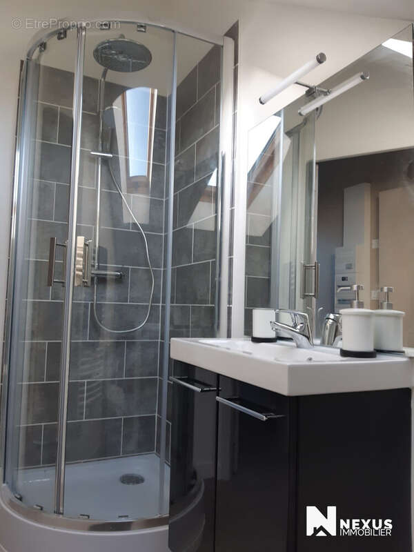 Appartement 355 m² à Elbeuf  - photo 3