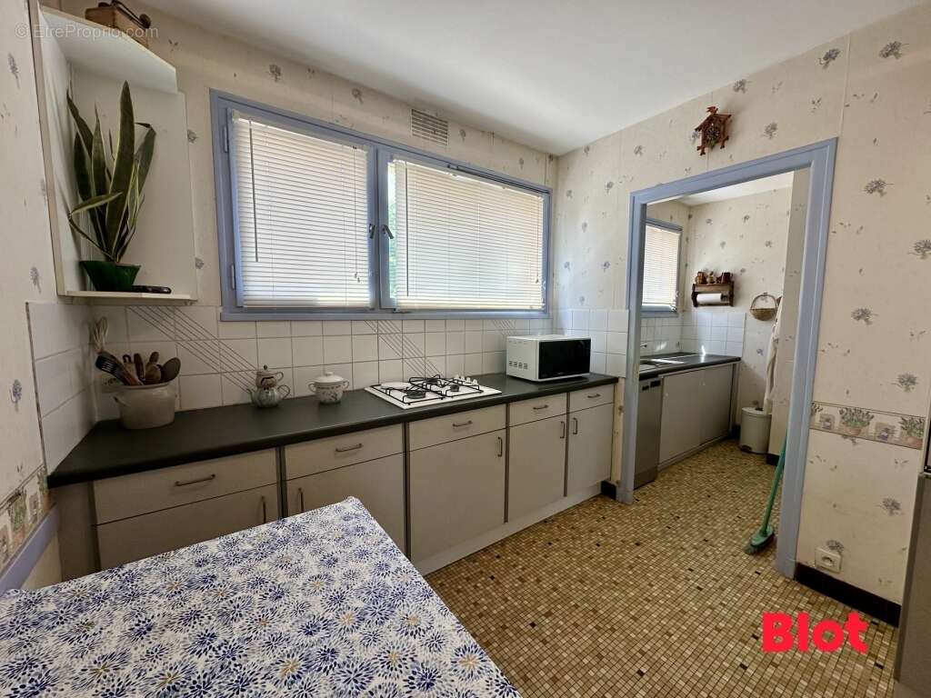 Appartement à MONTFORT-SUR-MEU