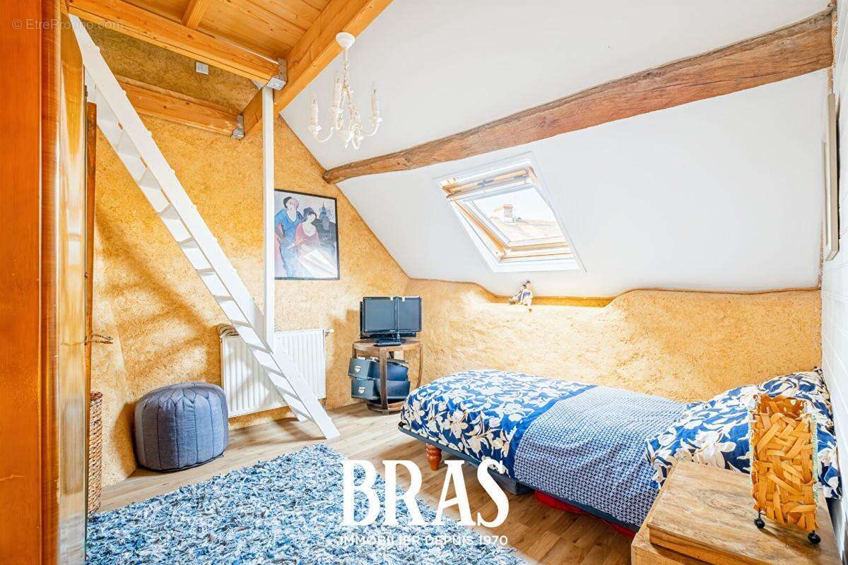 SAILLÉ - Maison en pierre - Coup de coeur - photo 9