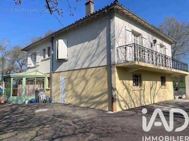 Photo 2 - Maison à AULNAY