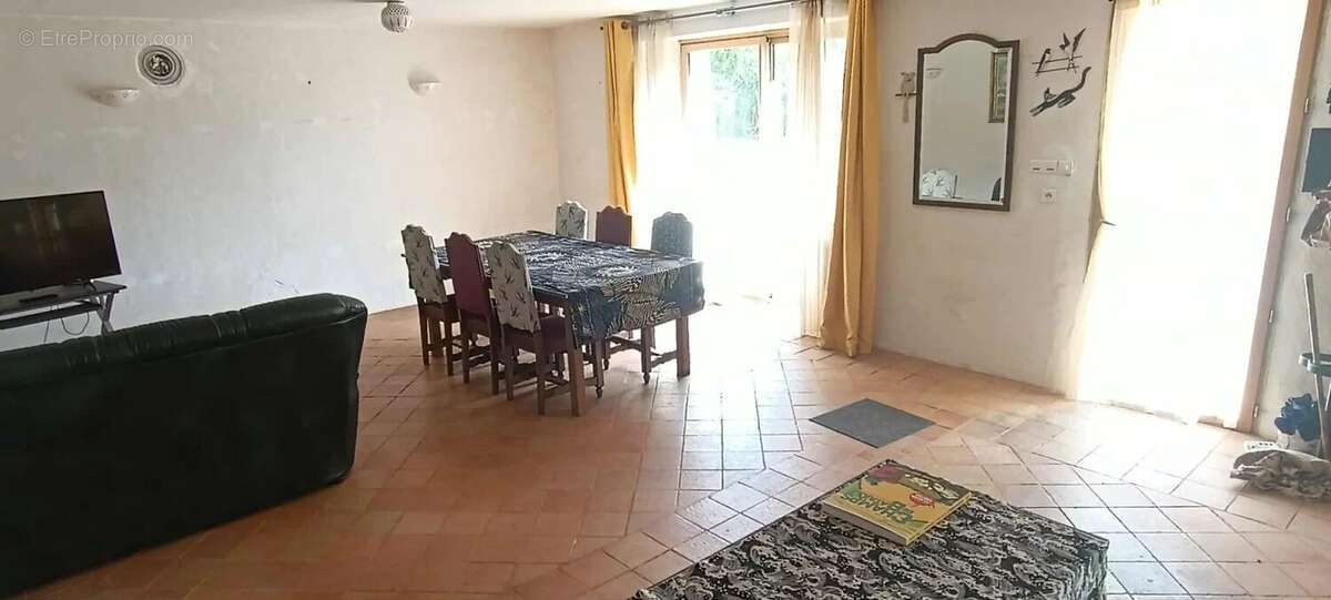 Maison en pierre 3 chambres hangar - photo 18