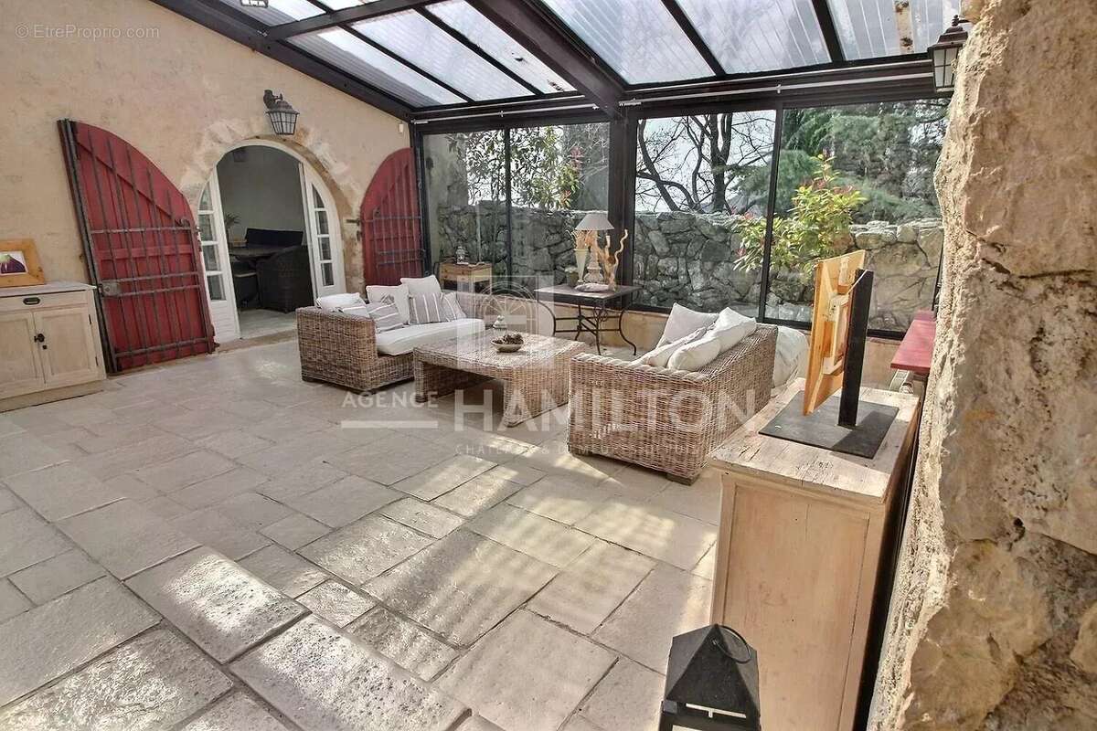 Maison à LE BAR-SUR-LOUP