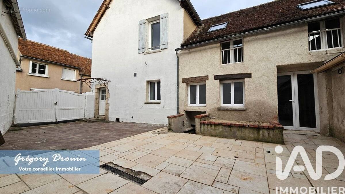 Photo 1 - Maison à FERRIERES-EN-GATINAIS