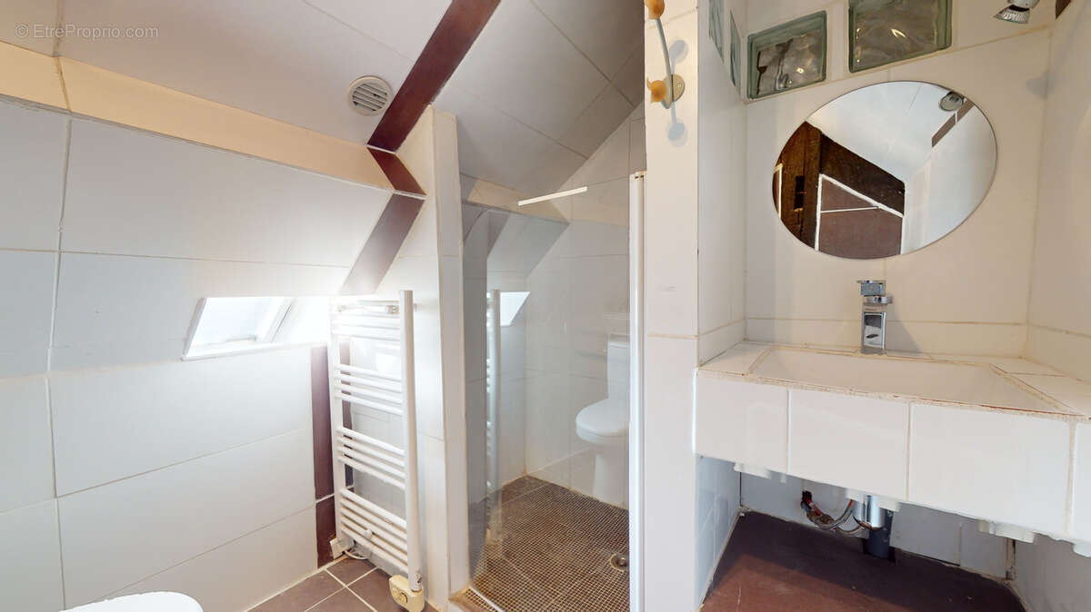 Maison à NEAUPHLE-LE-VIEUX