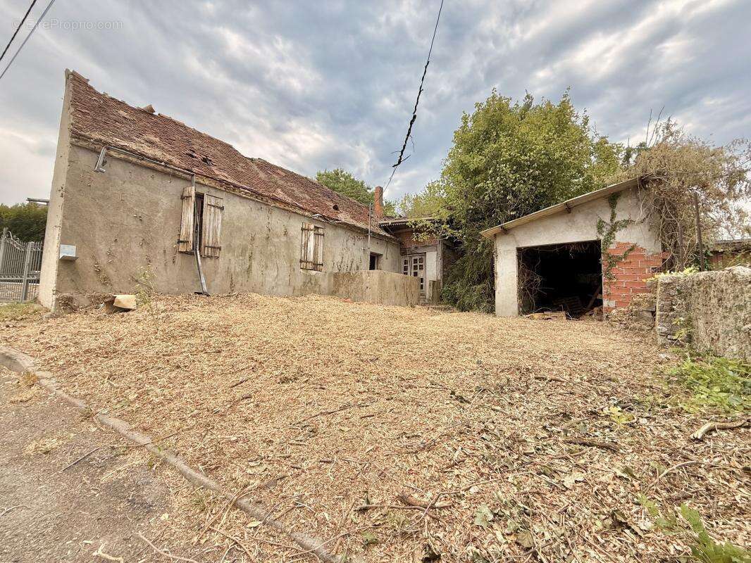 MAISON  86m² A RENOVER sur 730m² de terrain - photo 7