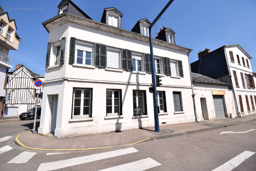 Appartement 12 pièces 312 m² · à Evreux · 312 m² · 447 000 €