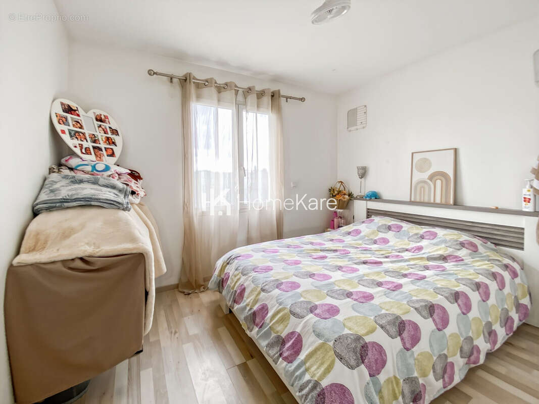 Maison à SAINTE-BAZEILLE