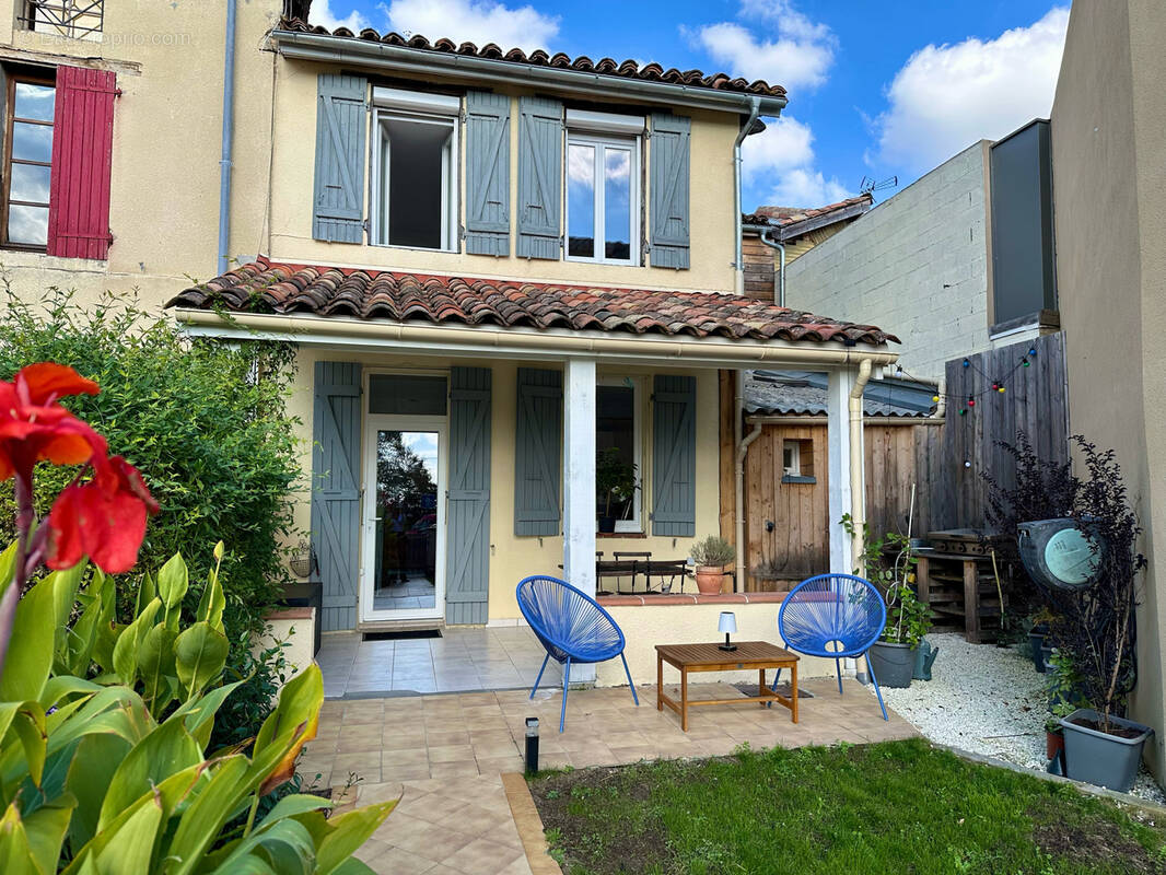 Maison à PUYCASQUIER