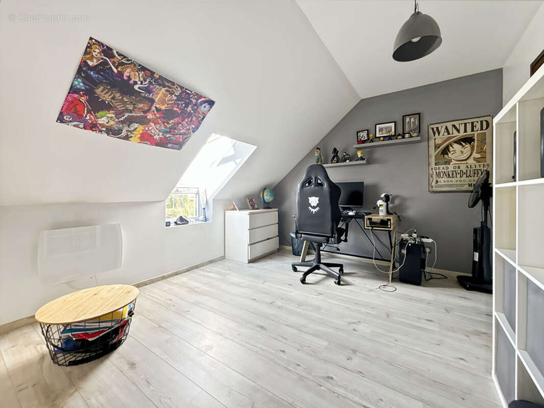 Maison à MENERVILLE