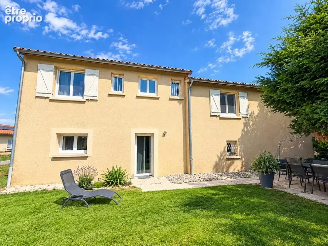 Maison 7 pièces / 180 m² / 268 900 EUR / QUINTENAS - photo 28