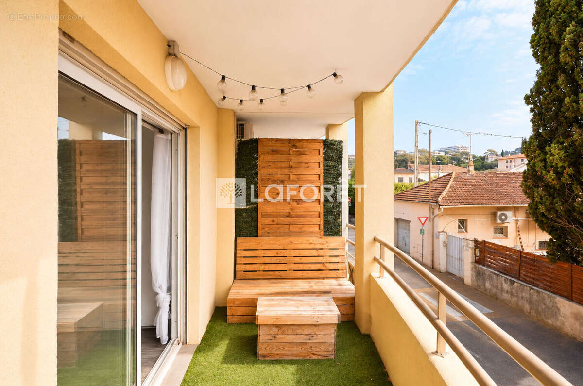 Appartement à LE CANNET