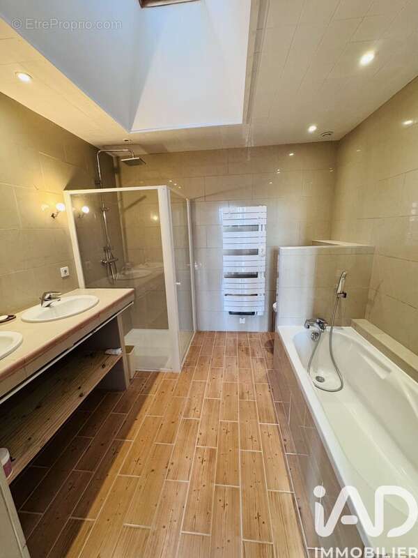 Photo 8 - Maison à CRAZANNES