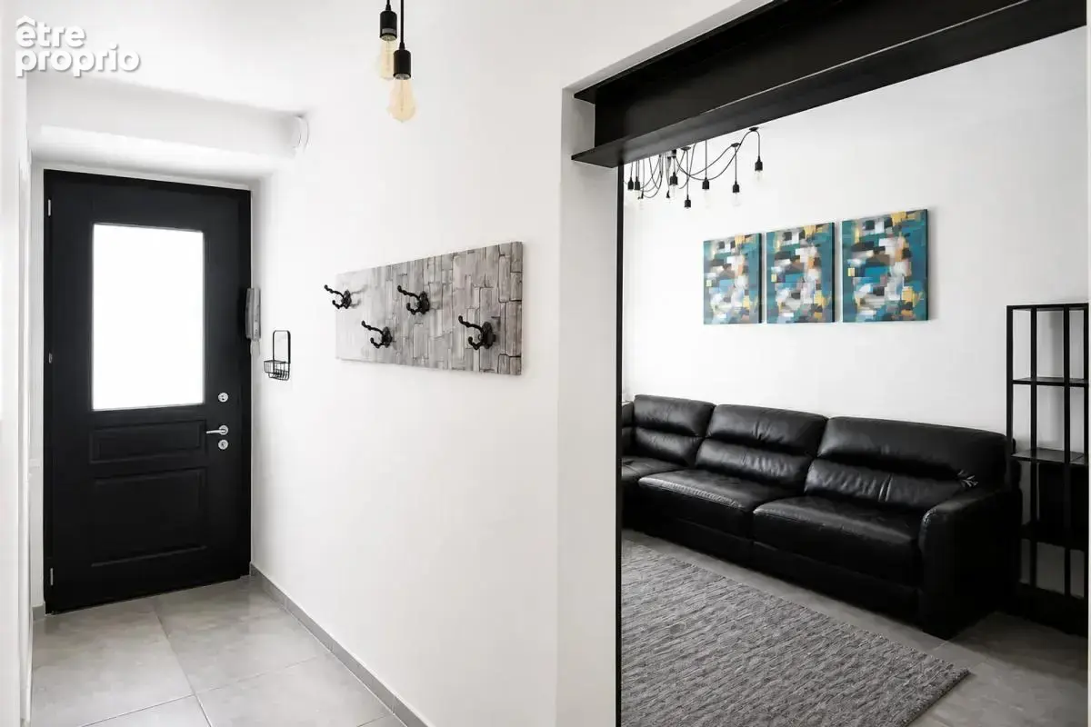 Maison de 7 pièces de 130 m² à Enghien-les-Bains - photo 5