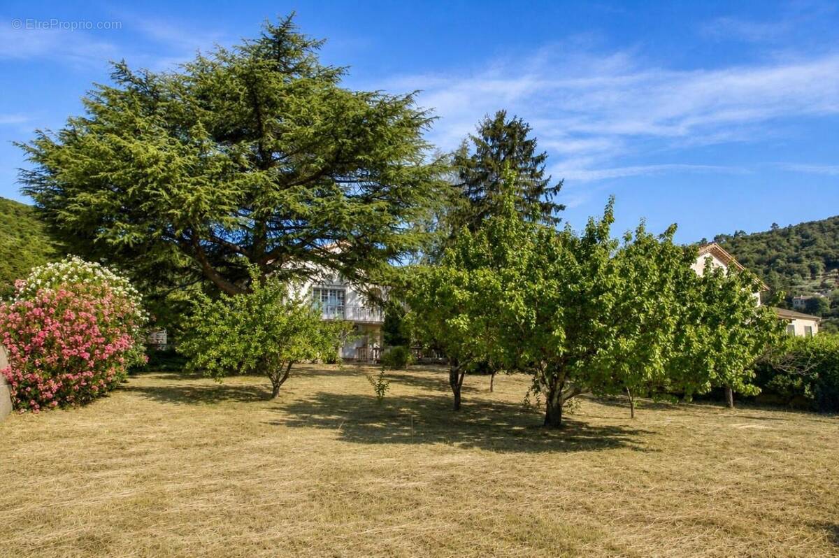 Maison à BRANOUX-LES-TAILLADES