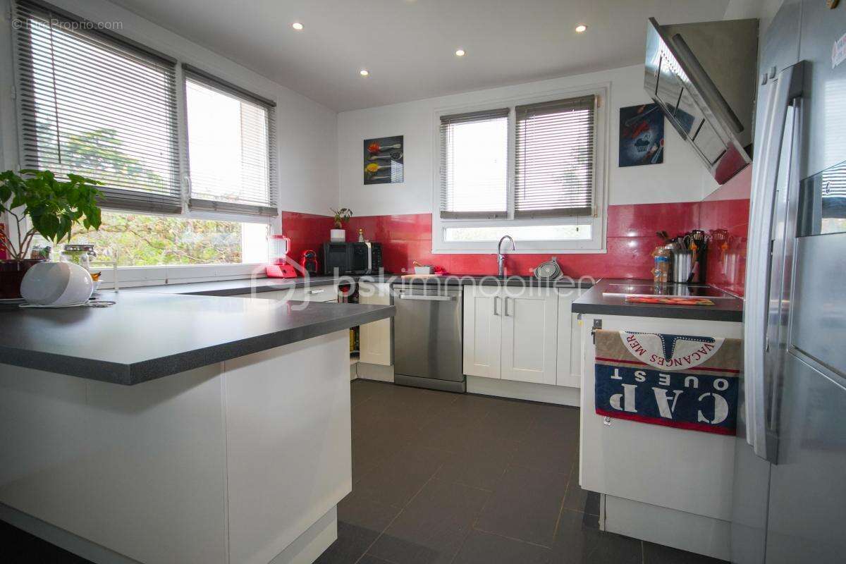 Maison à VAIRES-SUR-MARNE