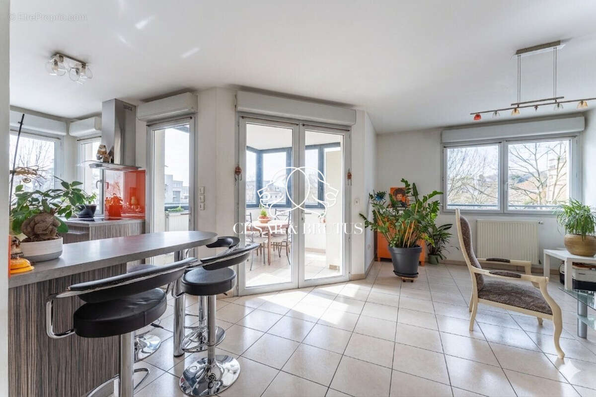 Appartement à LYON-7E