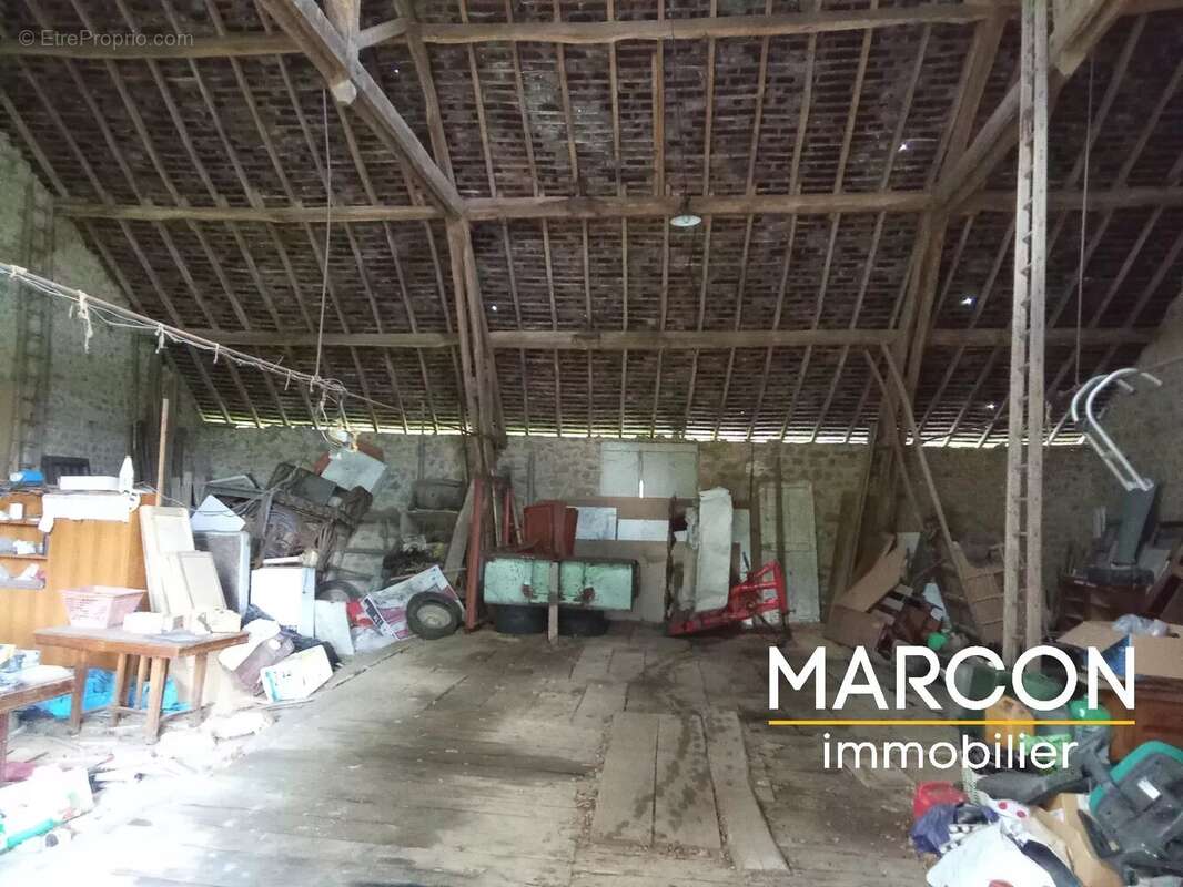 Maison à SAINTE-FEYRE