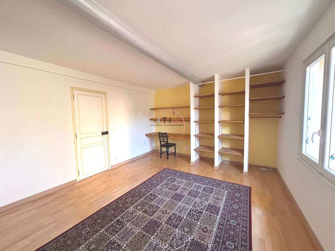 Maison à BORMES-LES-MIMOSAS